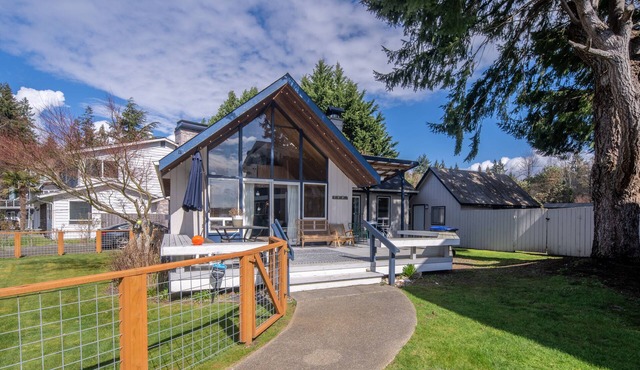 Hood canal view dog friendly A frame cabin with beach, fire pit, fast internet