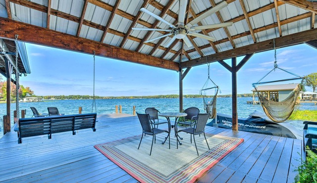 ‘Hooked on Tillery’ Norwood Escape w/ Pier!