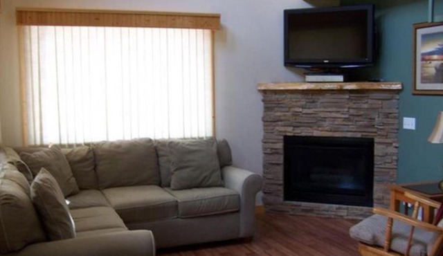 Hookers Resort Cabin Home 1