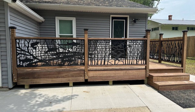Hooks & Honkers Hideout - Cozy 2BR Retreat Near Mississippi River!