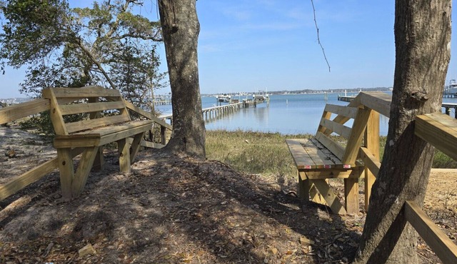 Hoop Pole Creek Retreat 5 Min to Beach Access