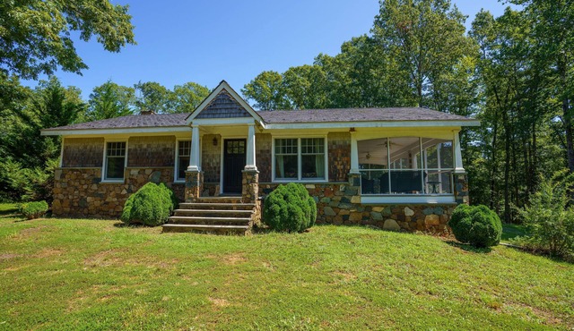 Hooper's Rock Farm - Paradise for Outdoor Enthusiasts!