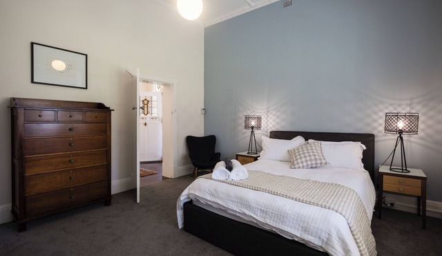 Hope House is a large spacious villa in the Heart of Clare.