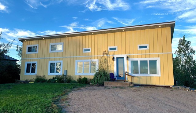 Hope's Anchor-Outdoor adventures & luxurious accommodations collide by the river