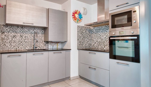 HOPKINSON · Agréable T3 avec balcon et parking à L