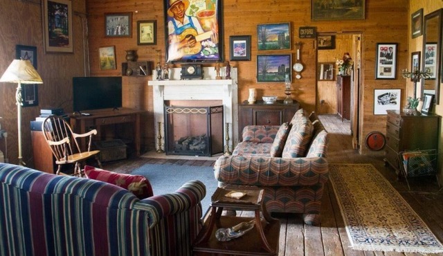 Hopson Loft- Hopson Plantations unique Lodging