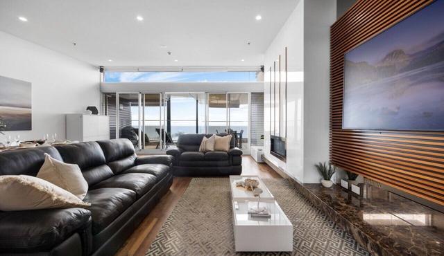 Horizon at Henley Square - 3BR, Parking, Wifi