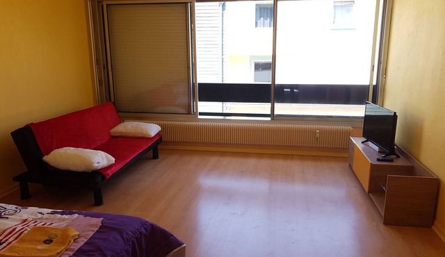 Horizon - F2 - 1st floor lift