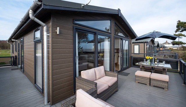 Horizon Lodge - sleeps 6 guests in 3 bedrooms