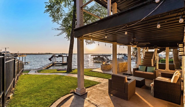 Horizon Luxe - Lake Front - 3BR+3RR - 8 Beds