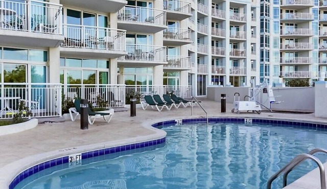 Horizons at 77th - 3 Bedroom