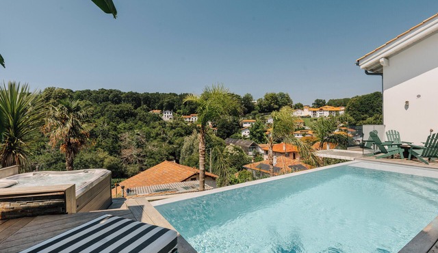 Horizonte: Villa with heated pool & jacuzzi – Wellness in Biarritz