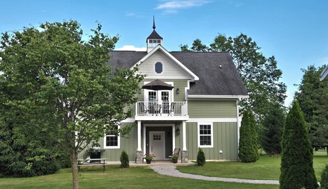 Horse farm in the Kentucky Bluegrass!nn