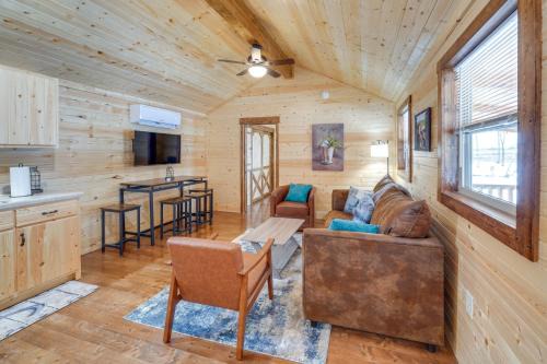 Horse Farm Retreat with Pond View Near Louisville