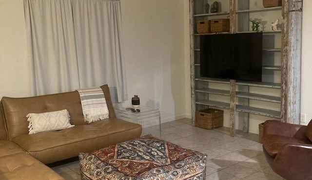 Horse Ranch-Large Private 2-bedroom Casita in Phoenix
