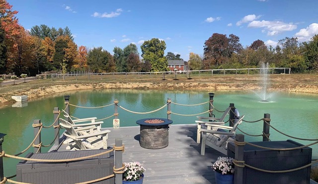 Horse Ranch - Sleeps 10 - Hot Tub!