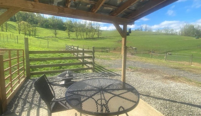 Horse Stable Hookup Near Grayson Highlands