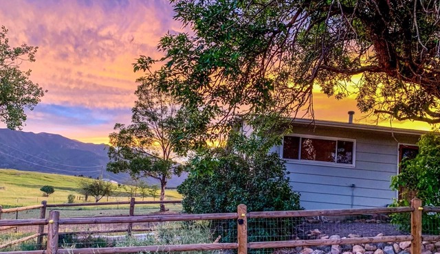 Horsefeathers Tiny Ranch Guesthouse