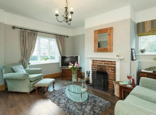 Horseshoe House - Ukc2743