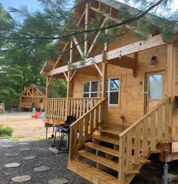 Horseshoe Lake Beachside Cottage