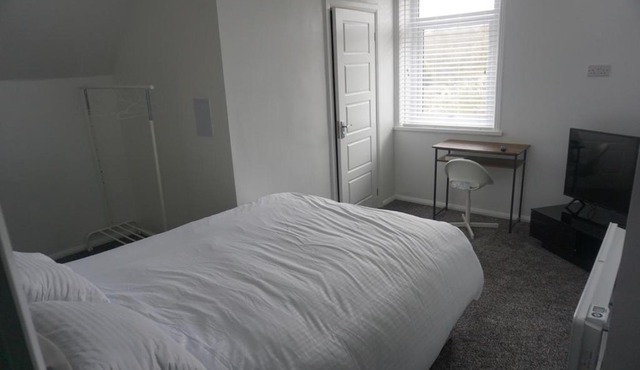 Horsforth Rooms by LBA