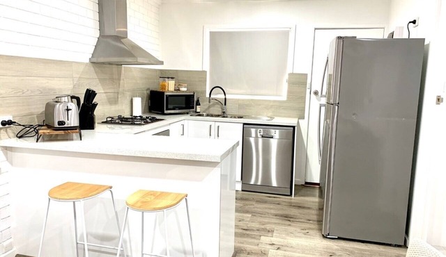 Horsham Villa Central Location