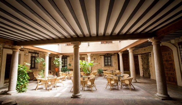 Hospedería Real Casona la Beltraneja