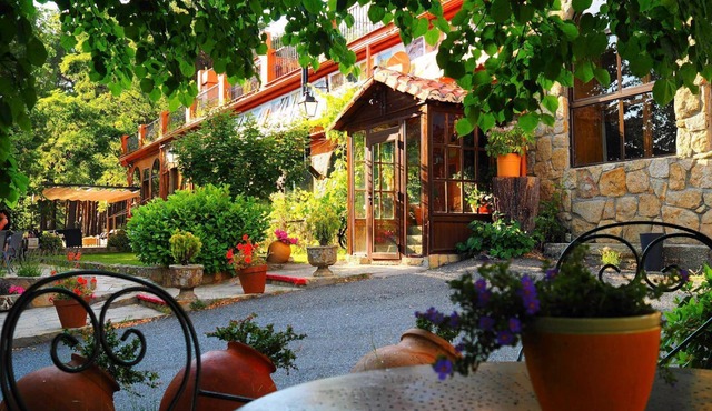 Hospedium Hostal Almanzor