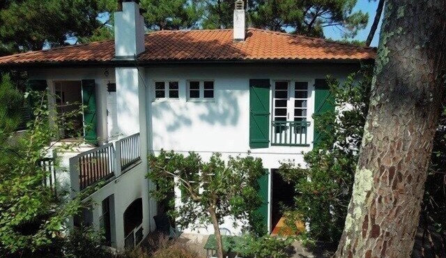 Hossegor "ETCHEDERRA", Pleasant family villa from the 50s, for 9 people