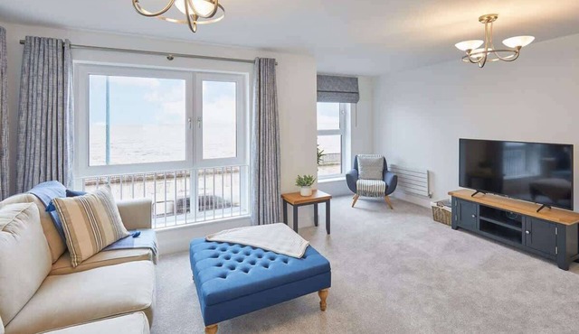 Host & Stay | 3 Queens Court