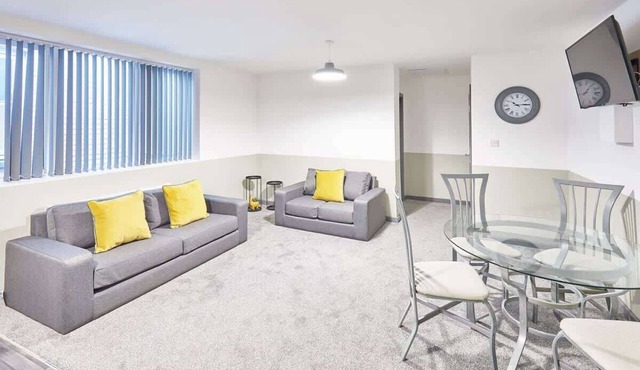 Host & Stay | Apartment 3 @ Clarendon