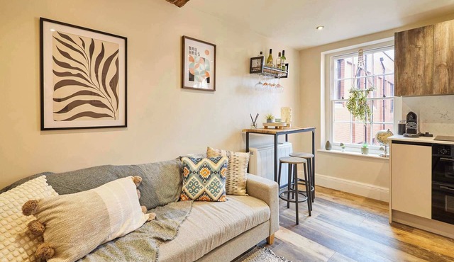 Host & Stay | Apartment 8, Vinegar House