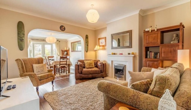 Host & Stay | Applegarth House