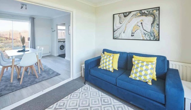 Host & Stay | Armitage Road