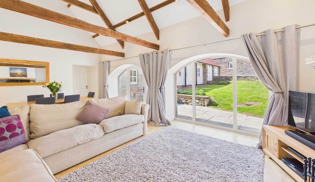 Host & Stay | Blue Barn