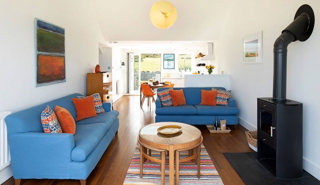 Host & Stay | Craster Waves