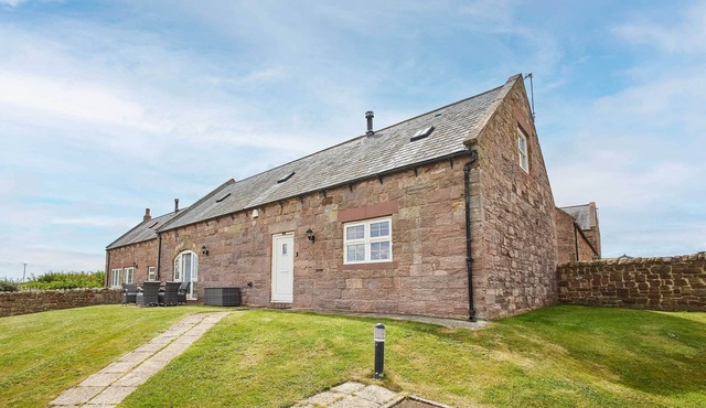 Host & Stay | Dolphin Dream