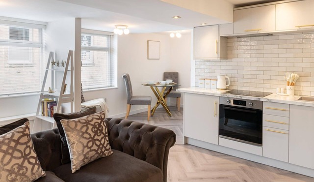 Host & Stay | Eccles Hideaway