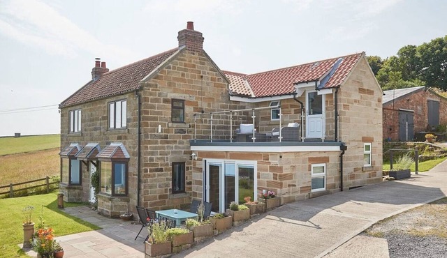 Host & Stay | Fairview House