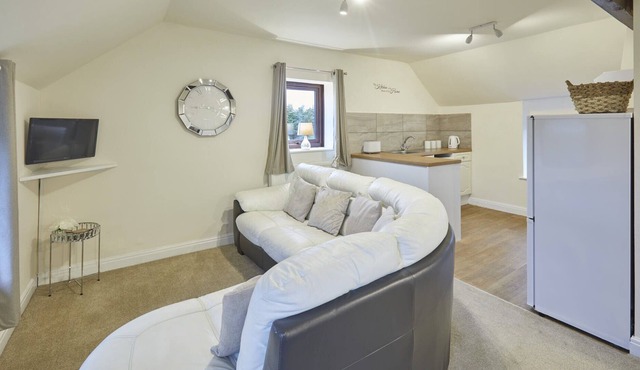 Host & Stay | Granary