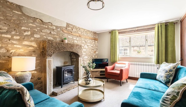 Host & Stay | Heather Cottage