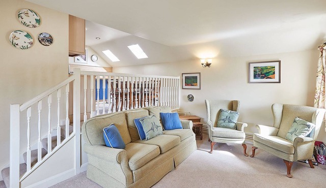 Host & Stay | Holt Cottage