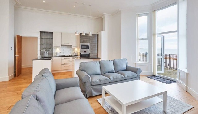 Host & Stay | Lighthouse View