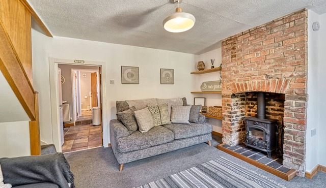 Host & Stay | London Road Cottage