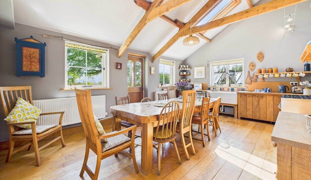 Host & Stay | Lowmoor