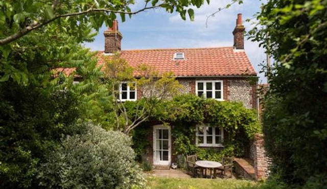 Host & Stay | Marlpit Cottage