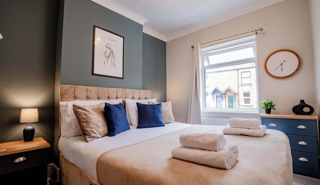 Host & Stay | Mayfield House