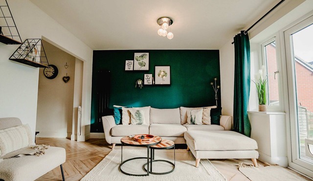 Host & Stay | Mercia House