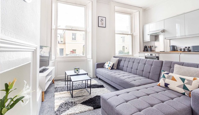 Host & Stay | Montpellier Villa Apartment