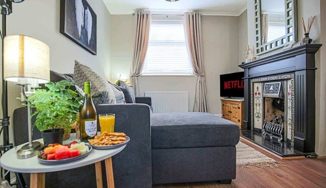 Host & Stay | Newington Road